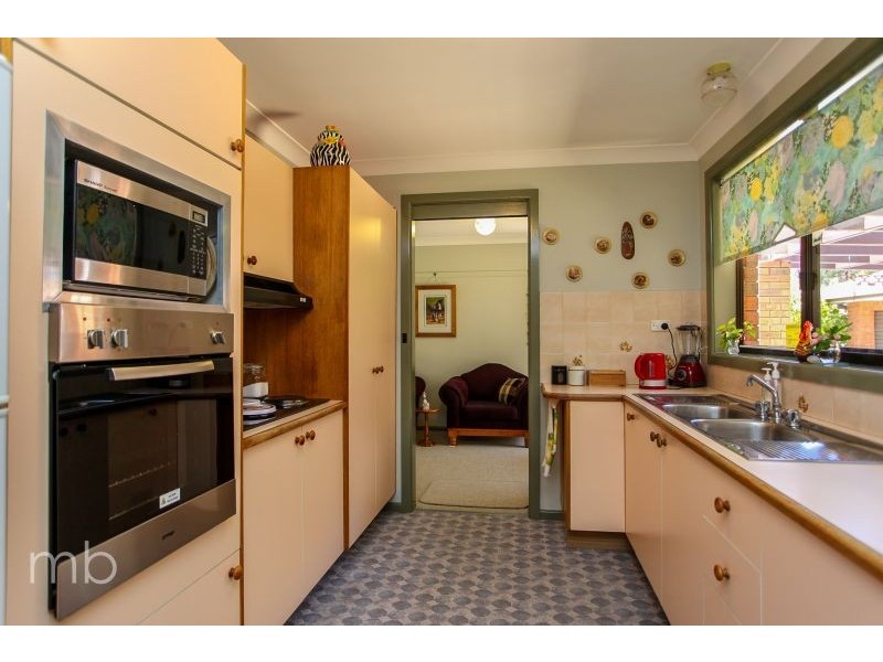 7 Pitta Pitta Place, Orange NSW 2800