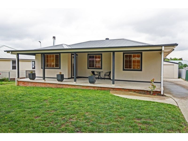 14 Cassey Crescent, Orange NSW 2800