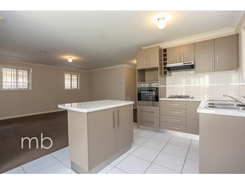 2 Messina Street, Orange NSW 2800