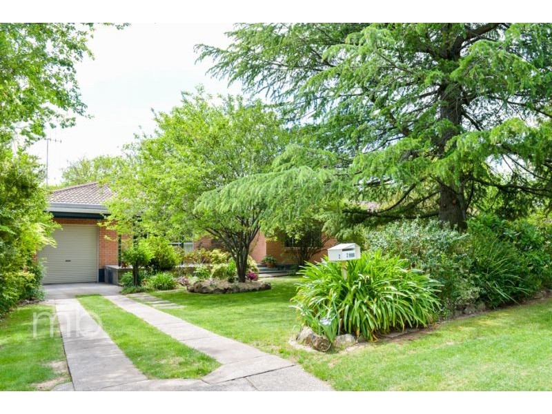 2 Aminya Place, Orange NSW 2800