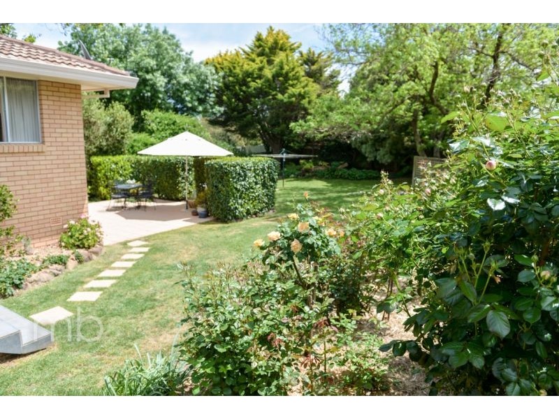 2 Aminya Place, Orange NSW 2800