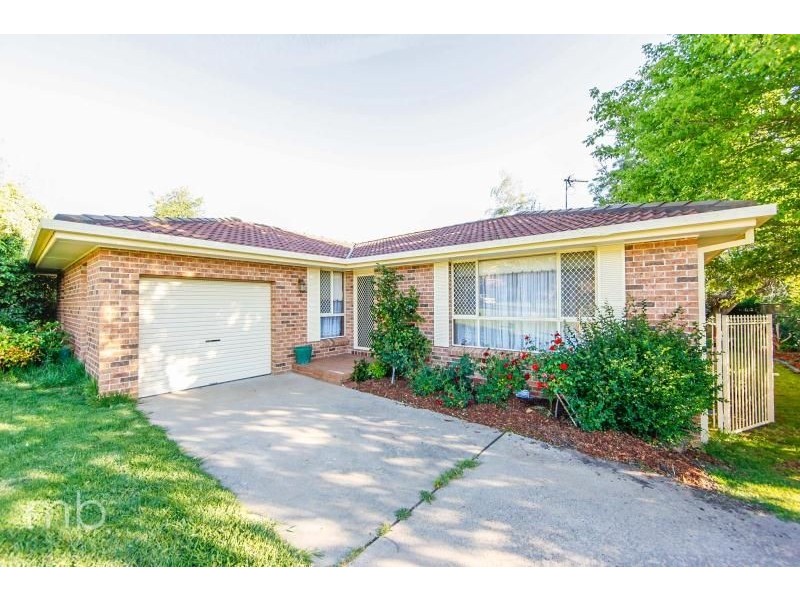 9 Anthony Crescent, Orange NSW 2800