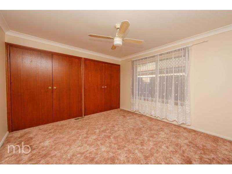 9 Anthony Crescent, Orange NSW 2800