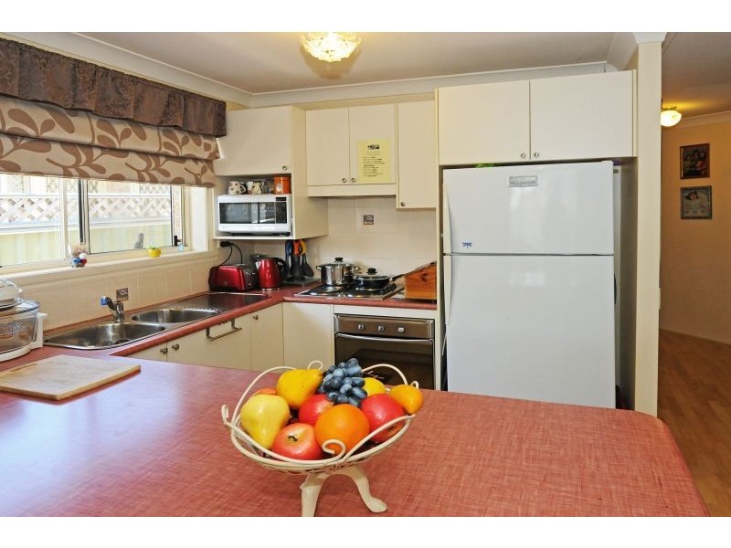 12b Wisteria Place, Orange NSW 2800