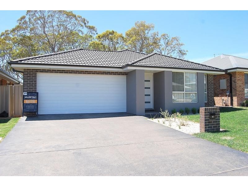 30 Glasson Drive, Orange NSW 2800