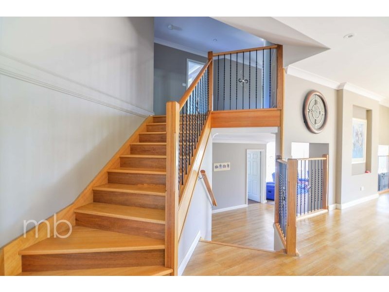 11 Juniper Place, Orange NSW 2800