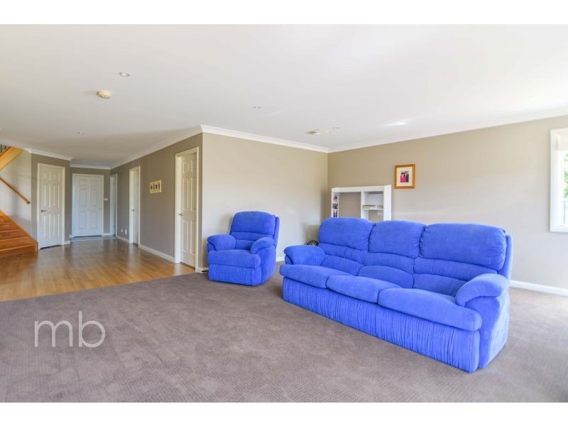11 Juniper Place, Orange NSW 2800
