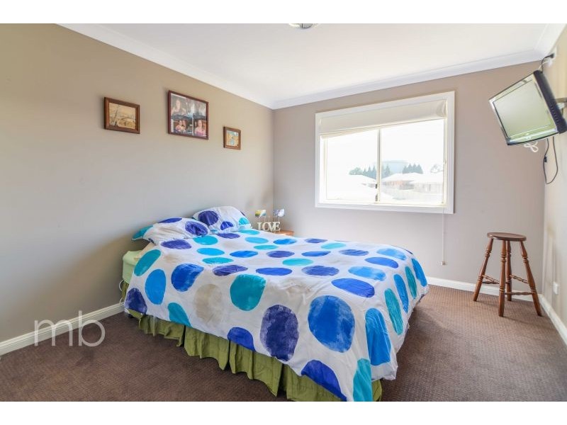 11 Juniper Place, Orange NSW 2800
