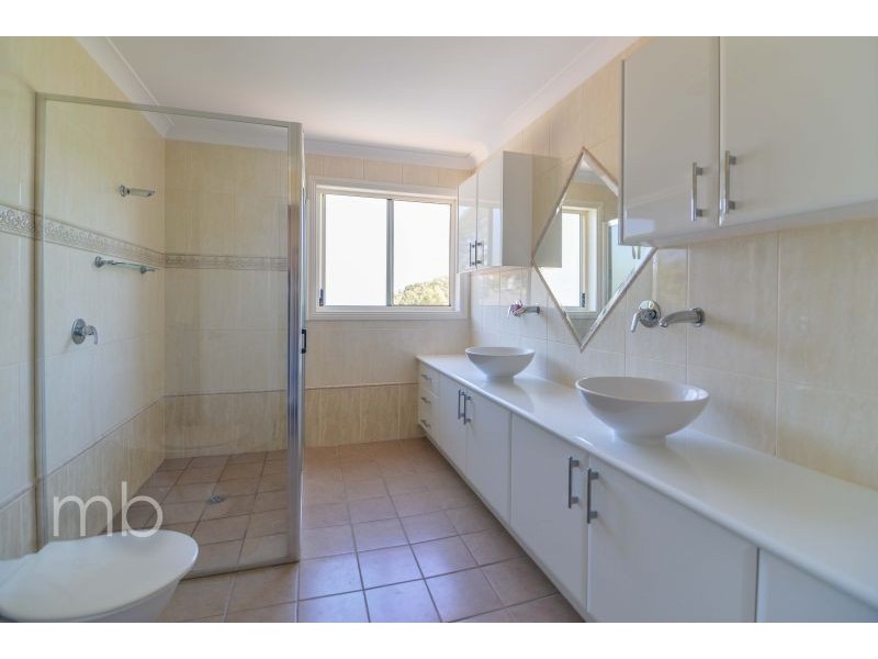 11 Juniper Place, Orange NSW 2800