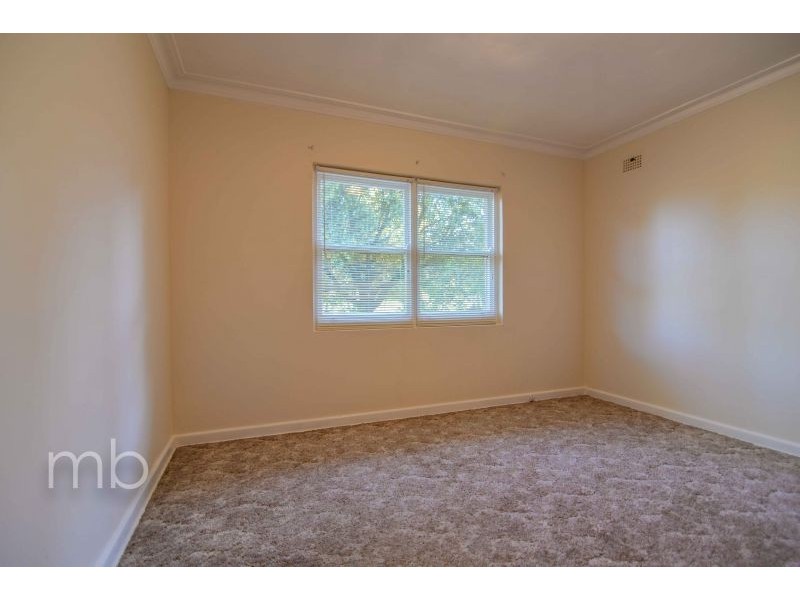 48 Coronation Drive, Orange NSW 2800