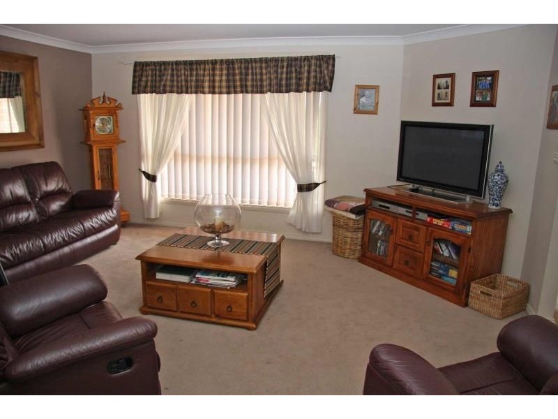 22 Glendale Crescent, Orange NSW 2800