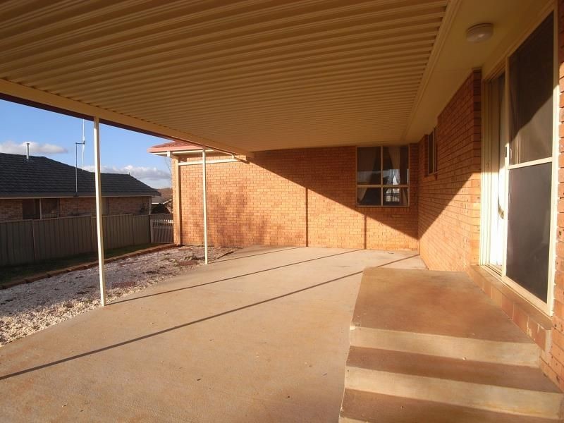 22 Glendale Crescent, Orange NSW 2800
