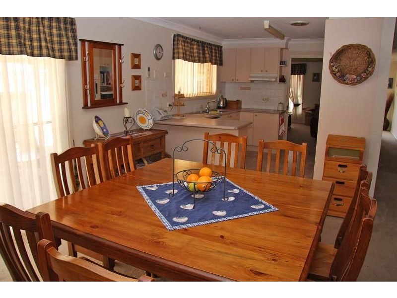 22 Glendale Crescent, Orange NSW 2800