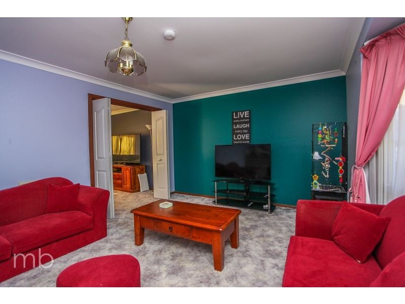 26 Kumali Circuit, Orange NSW 2800