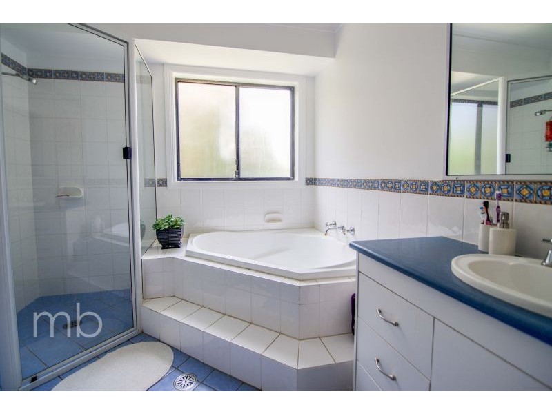 14 Olympic Drive, Orange NSW 2800