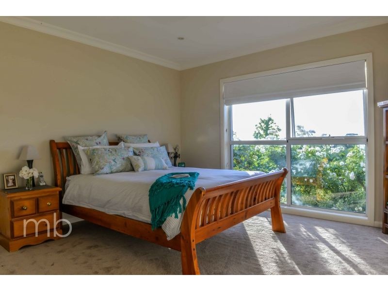 90 Weemilah Place, Orange NSW 2800