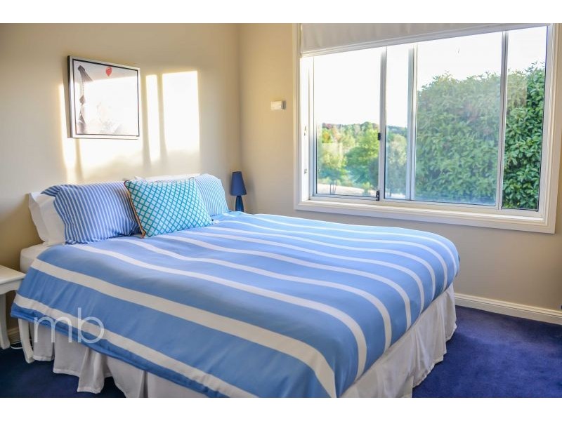 90 Weemilah Place, Orange NSW 2800