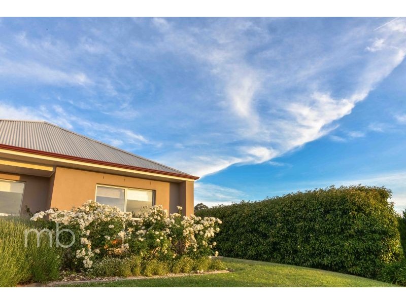 90 Weemilah Place, Orange NSW 2800