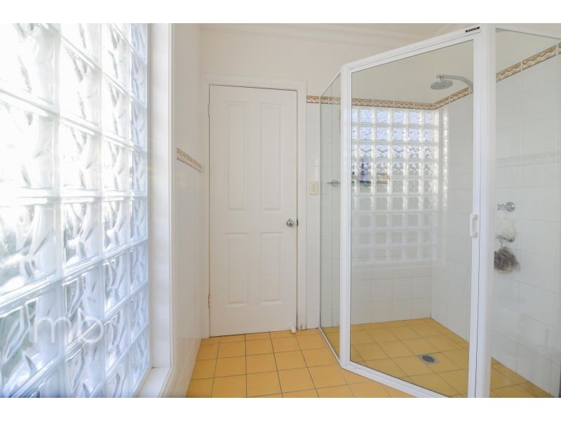 90 Weemilah Place, Orange NSW 2800