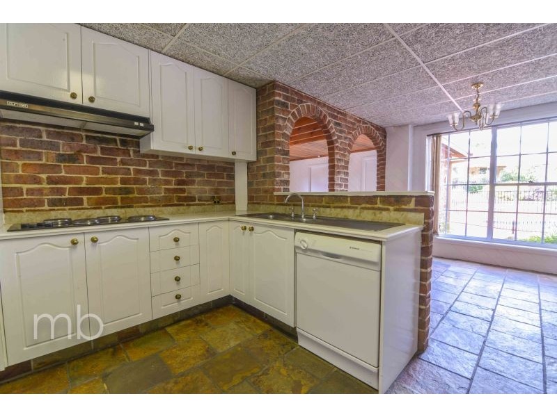 7 Sieben Drive, Orange NSW 2800