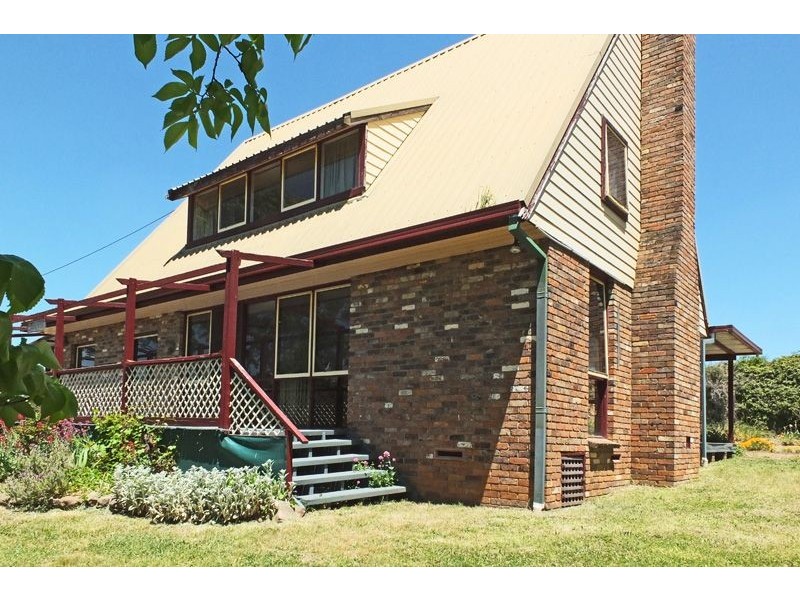 Nangkita 14 Favell Road, Lucknow NSW 2800