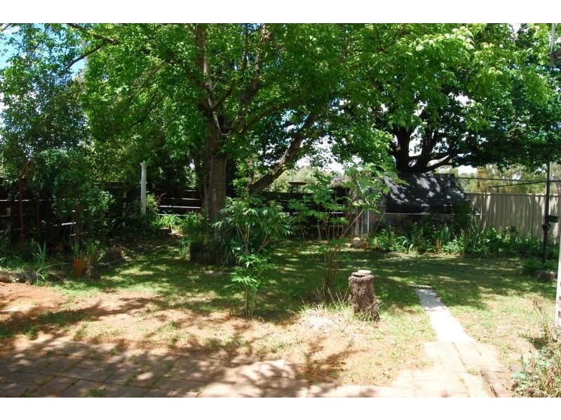1a Racecourse Road, Orange NSW 2800