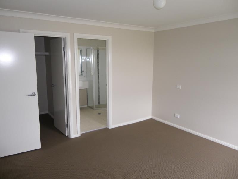 5 Centennial Crescent, Orange NSW 2800