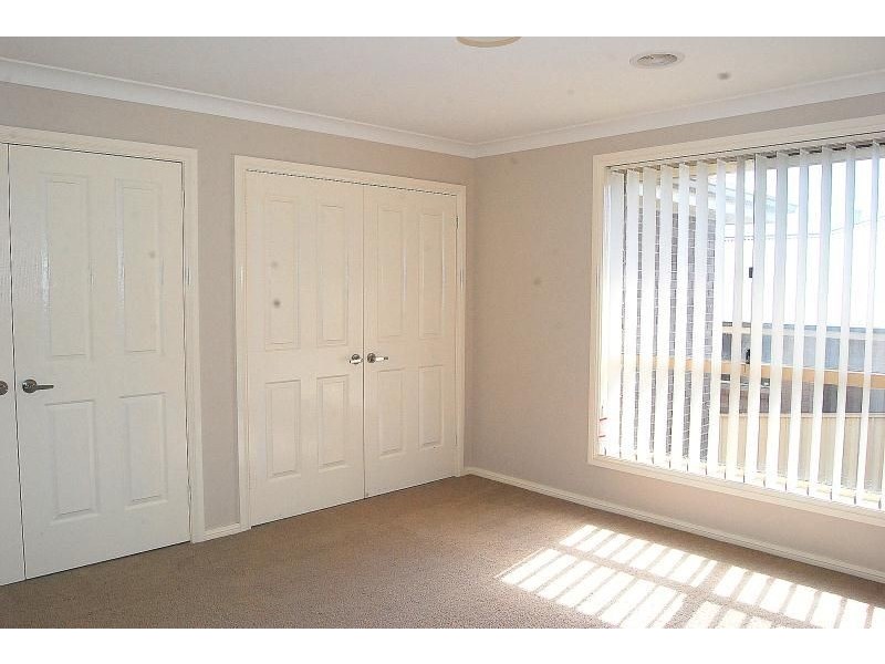 16 Hughes Street, Orange NSW 2800