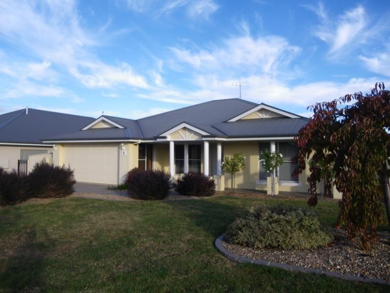 4 Valencia Drive, Orange NSW 2800