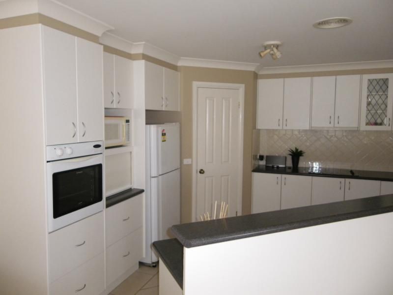 4 Valencia Drive, Orange NSW 2800