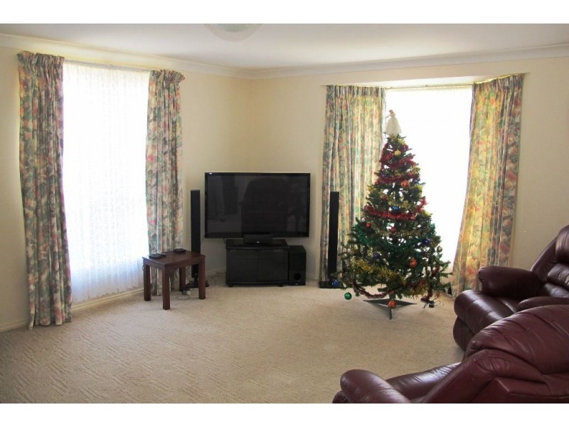 22 Crowson Street, Millthorpe NSW 2798