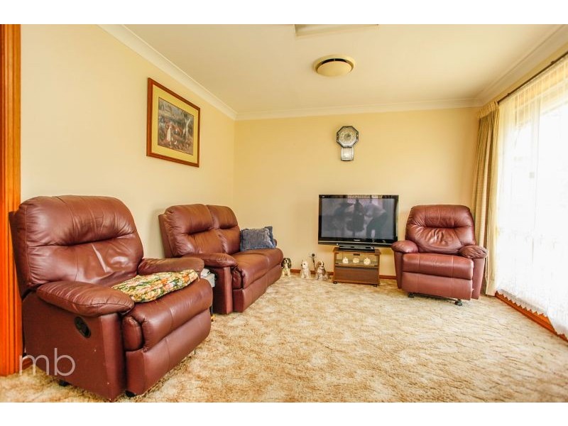 9 Annis Avenue, Orange NSW 2800