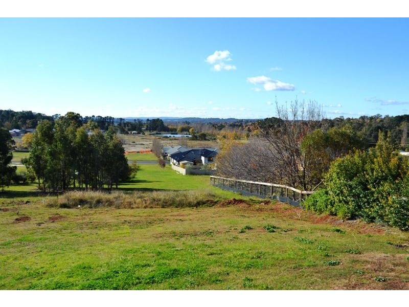 7 Bowman Avenue, Orange NSW 2800