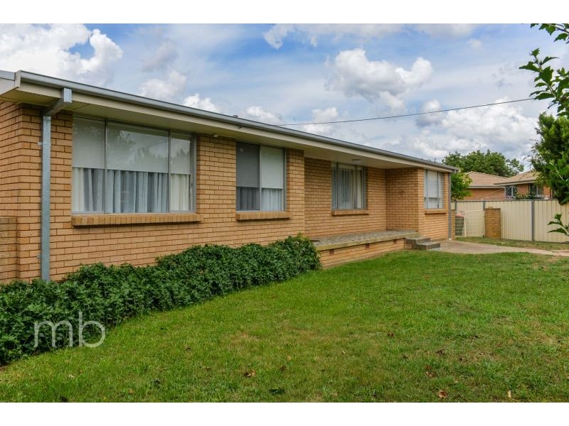 4 Morobe Place, Orange NSW 2800