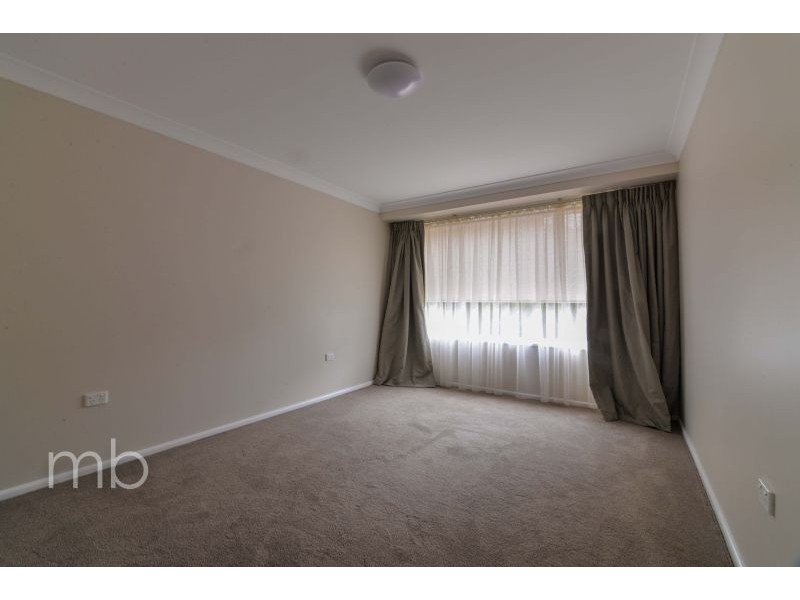 4 Morobe Place, Orange NSW 2800