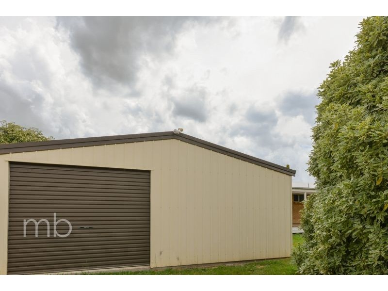 4 Morobe Place, Orange NSW 2800