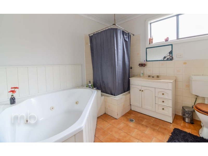 136 Edward Street, Orange NSW 2800