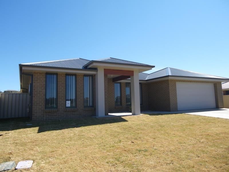 3 Braeburn Crescent, Orange NSW 2800