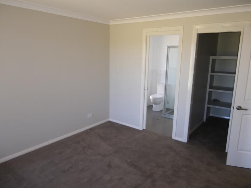 3 Braeburn Crescent, Orange NSW 2800