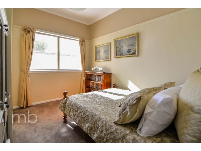 140 Edward Street, Orange NSW 2800