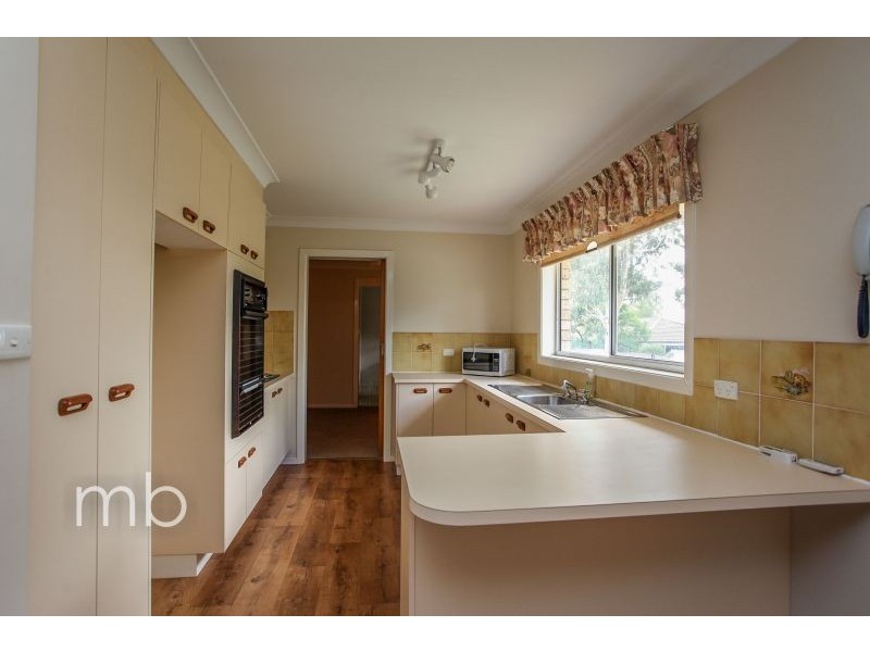 16 Malvern Avenue, Orange NSW 2800