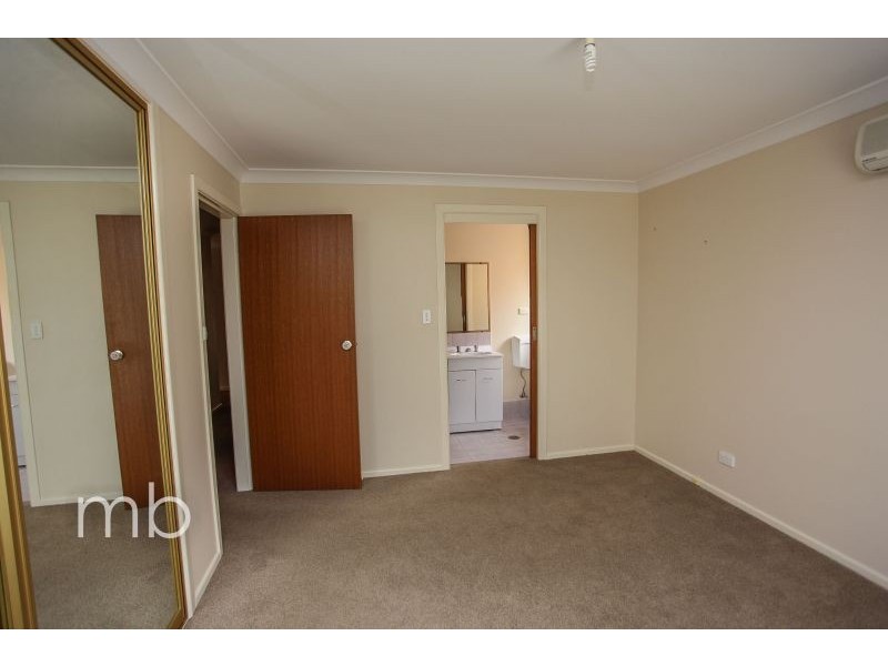 16 Malvern Avenue, Orange NSW 2800