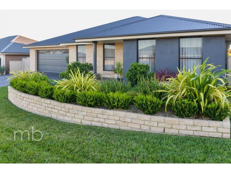 13 Elberta Street, Orange NSW 2800