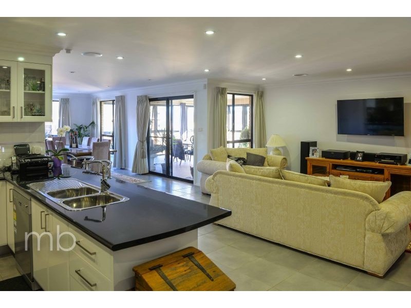 13 Elberta Street, Orange NSW 2800