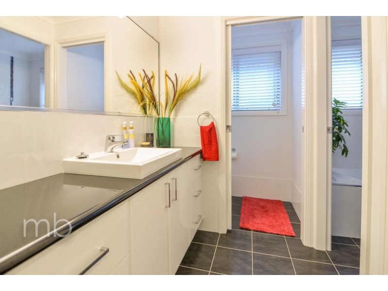13 Elberta Street, Orange NSW 2800