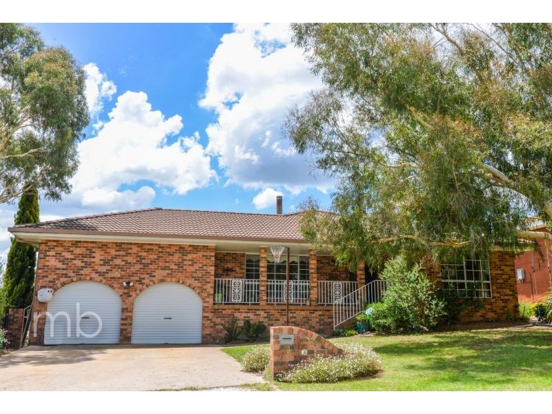 13 Church Street, Millthorpe NSW 2798