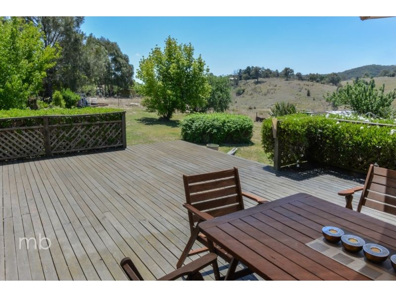 2 Don Peters Place, Orange NSW 2800