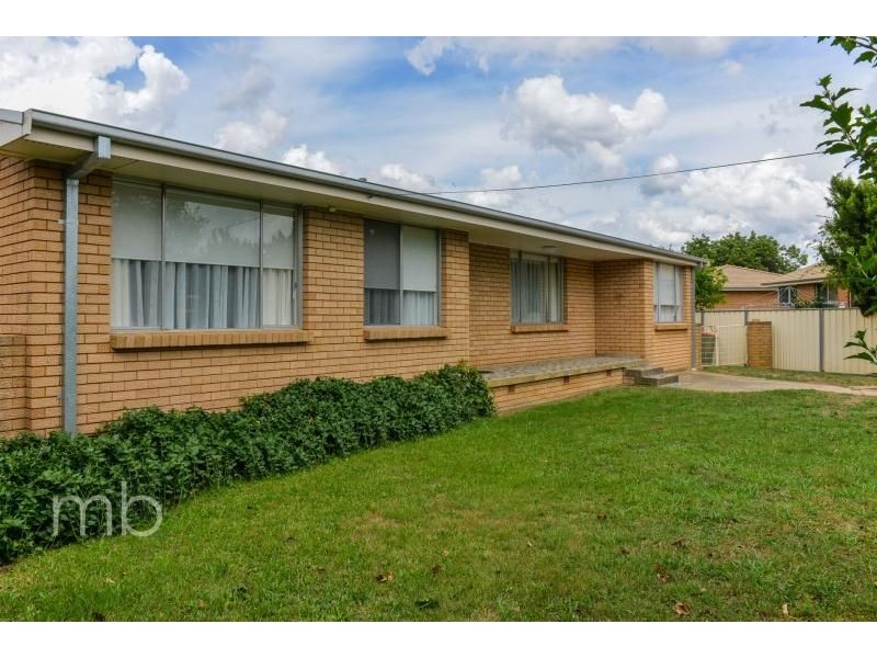 4 Morobe Place, Orange NSW 2800