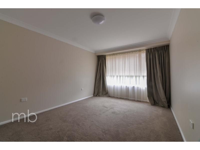4 Morobe Place, Orange NSW 2800