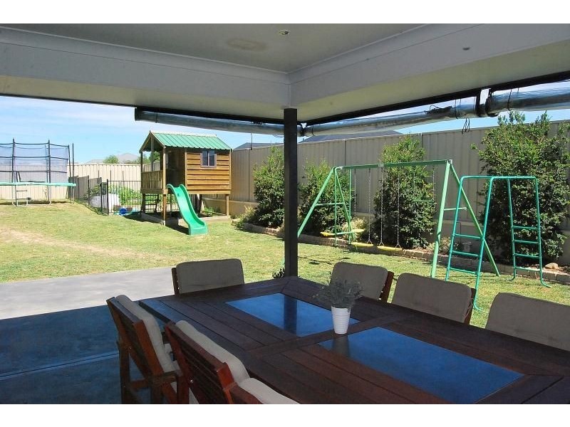 6 Topaz Street, Orange NSW 2800
